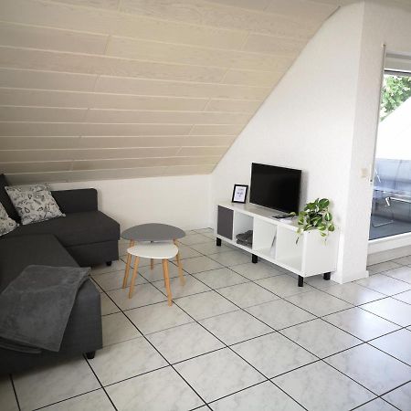Familienfreundliche Ferienwohnung Mit Wohlfuehlbalkon Und Kostenlosem Parkplatz Nahe Messe Und Bodensee Meckenbeuren Exteriér fotografie